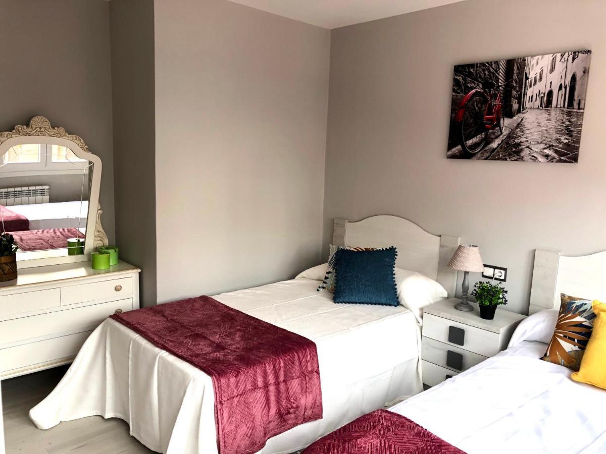 Apartamento Adelina Silleda Bagian luar foto